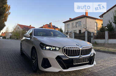 Седан BMW 5 Series 2023 в Одесі