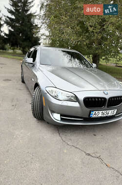 Седан BMW 5 Series 2011 в Дубні