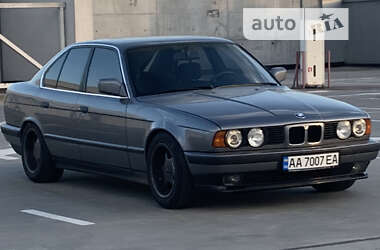 Седан BMW 5 Series 1991 в 