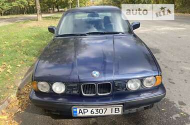 Седан BMW 5 Series 1990 в Запоріжжі