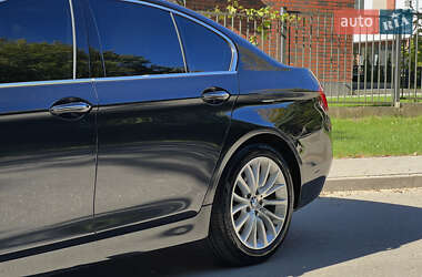 Седан BMW 5 Series 2015 в 