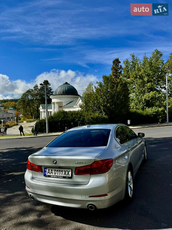 Седан BMW 5 Series 2019 в Киеве