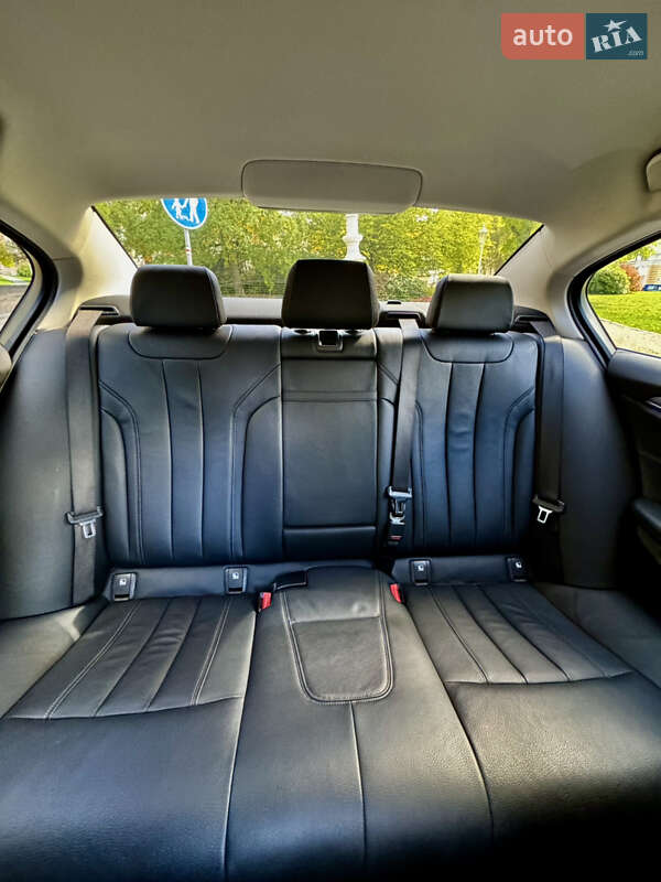 Седан BMW 5 Series 2019 в Киеве