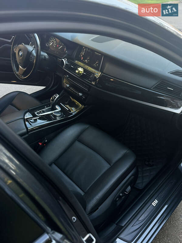 Седан BMW 5 Series 2016 в Чернігові