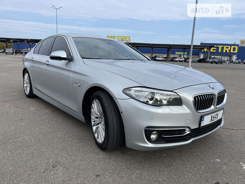 Седан BMW 5 Series 2014 в Харкові