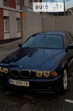 Универсал BMW 5 Series 2002 в Киеве