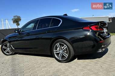 Седан BMW 5 Series 2020 в Стрию