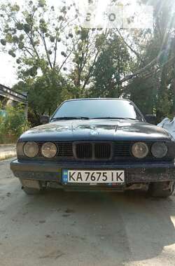 Седан BMW 5 Series 1988 в Броварах