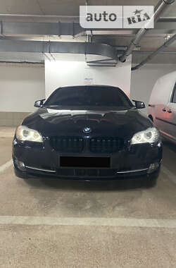 Седан BMW 5 Series 2010 в Миргороді