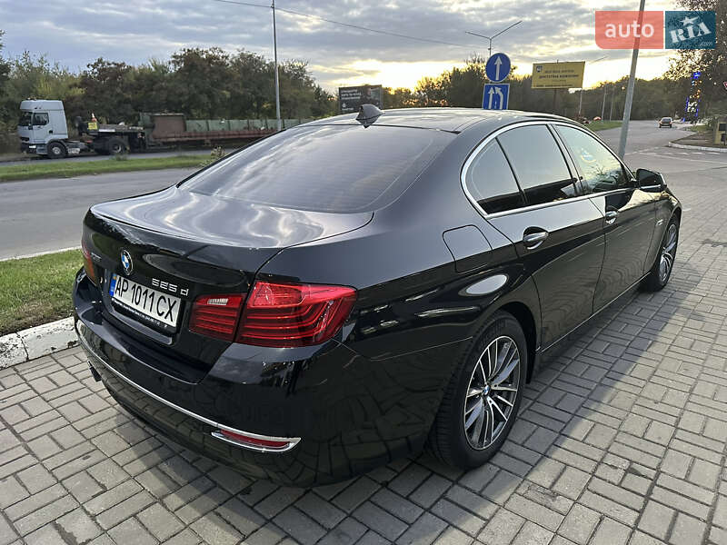 Седан BMW 5 Series 2015 в Запоріжжі