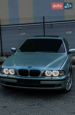 Седан BMW 5 Series 1999 в Днепре