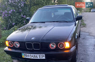 Седан BMW 5 Series 1990 в Подольске