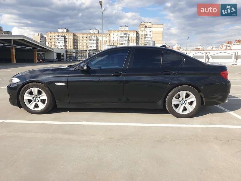 Седан BMW 5 Series 2010 в Киеве