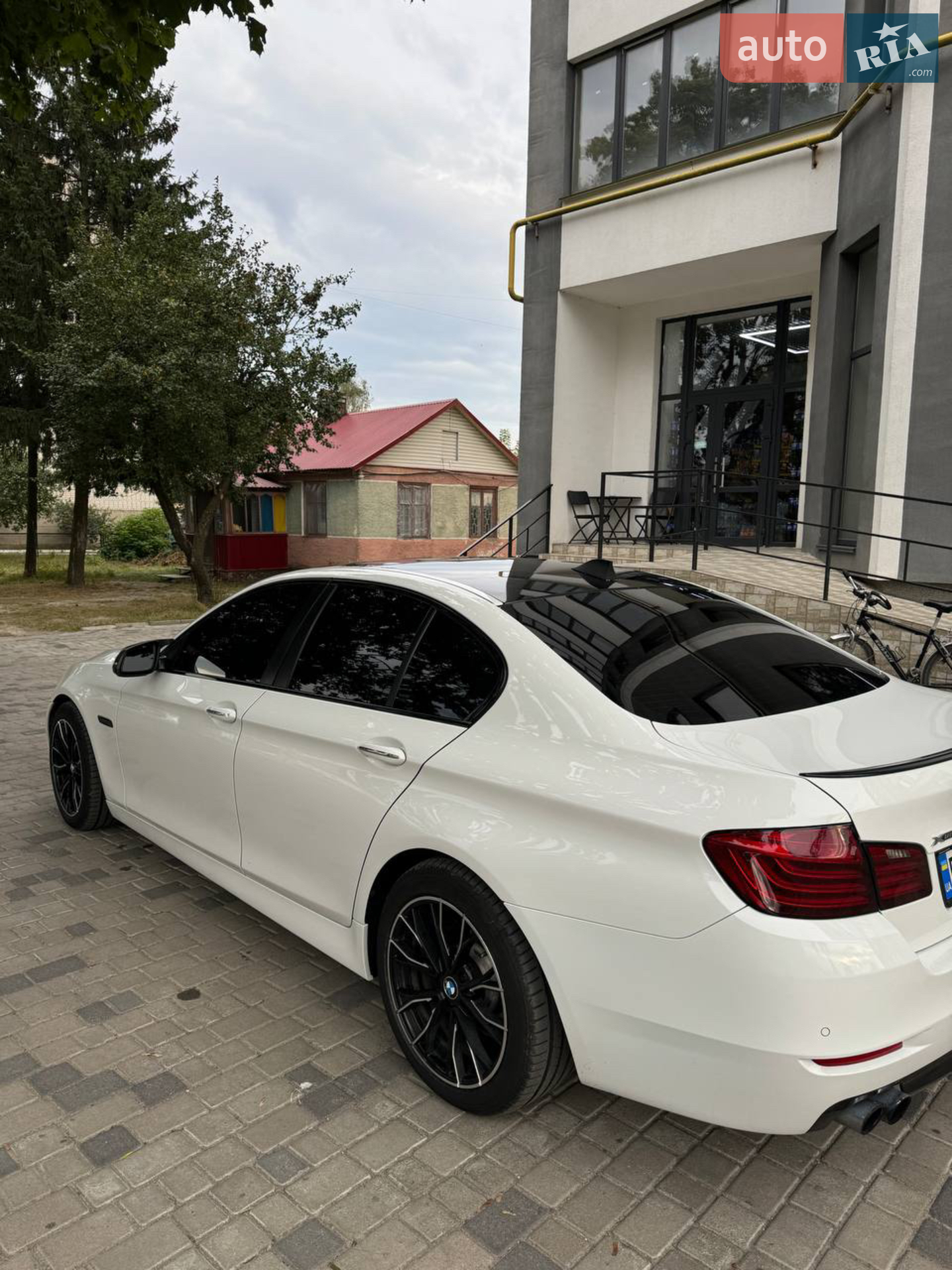 2013 BMW 5er - мініатюра 2