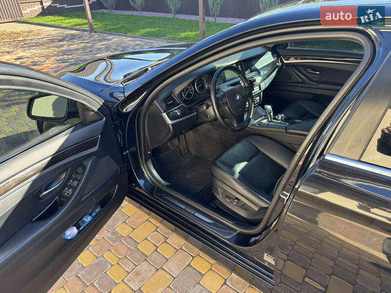Седан BMW 5 Series 2012 в Полтаве