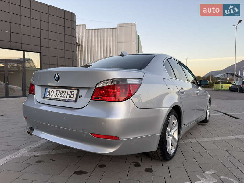 Седан BMW 5 Series 2005 в Тячеві