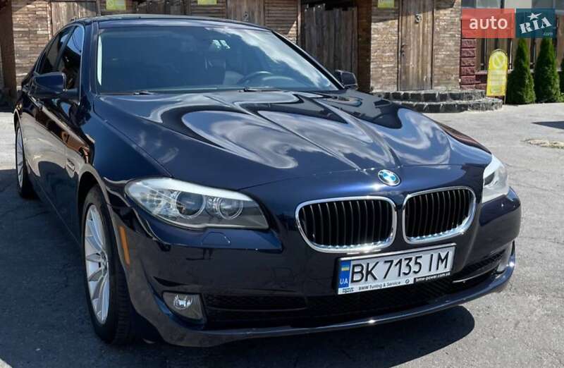 Седан BMW 5 Series 2012 в Рівному
