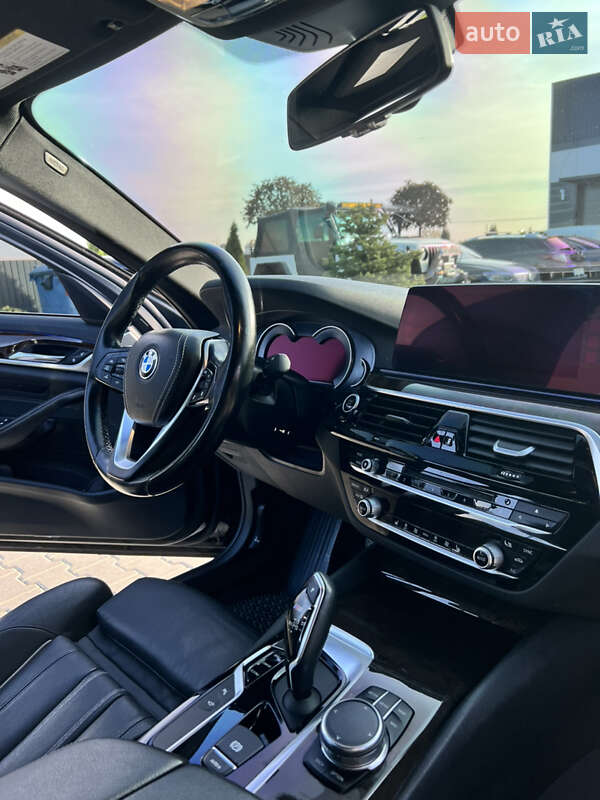 Седан BMW 5 Series 2017 в Хусте фото 10 Седан BMW 5 Series 2017 в Хусте