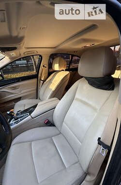 Седан BMW 5 Series 2013 в 