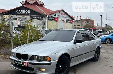 Седан BMW 5 Series 2000 в Виннице