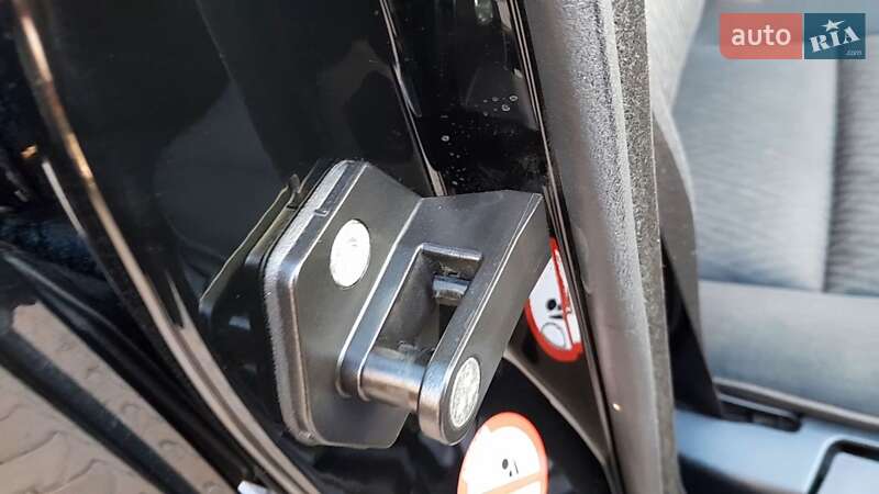 Седан BMW 5 Series 2002 в Киеве фото 37 Седан BMW 5 Series 2002 в Киеве