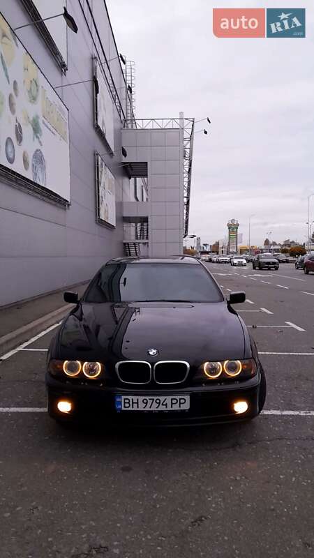 BMW 5 Series 2002 BMW 5 Series 2002