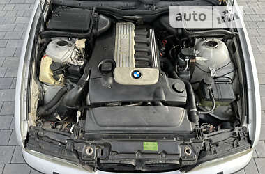 Седан BMW 5 Series 2000 в 