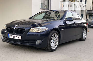 Седан BMW 5 Series 2010 в Львові