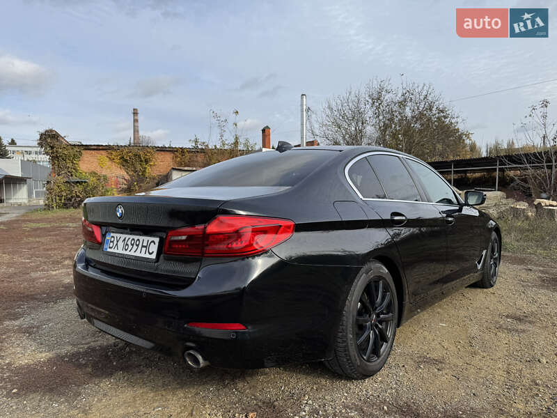 Седан BMW 5 Series 2017 в Хмельницькому