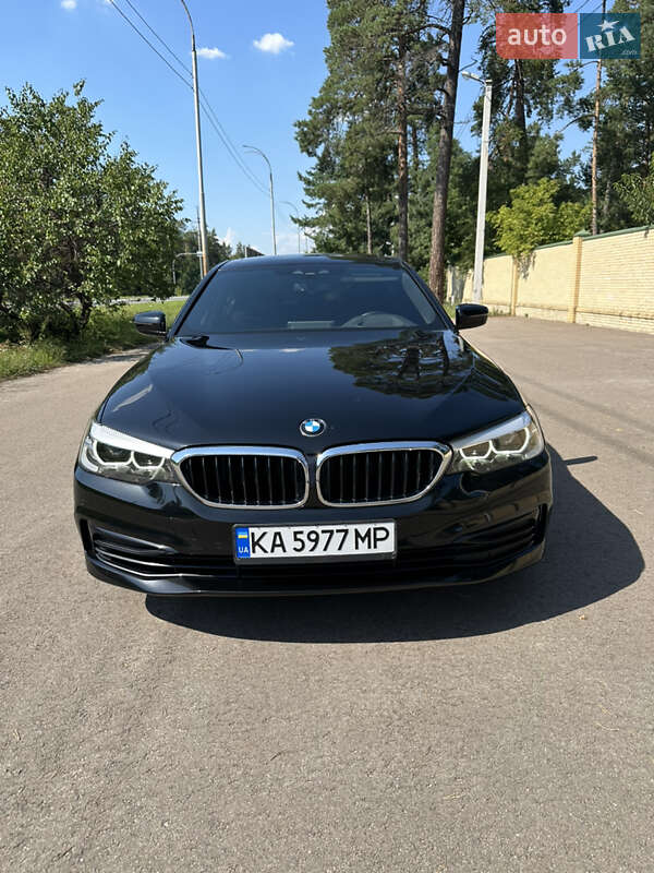 BMW 5 Series 2019