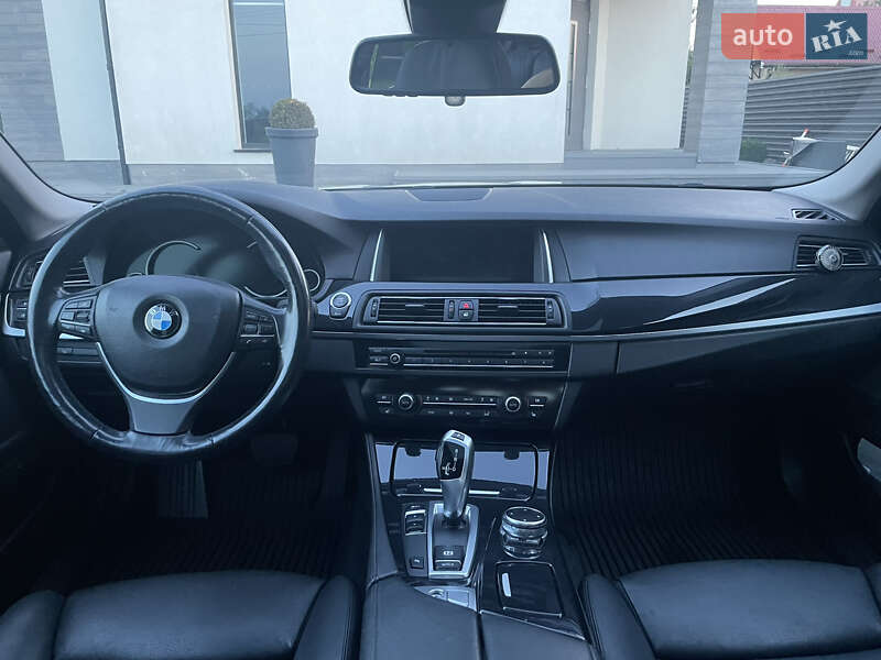 Седан BMW 5 Series 2015 в Тернополе