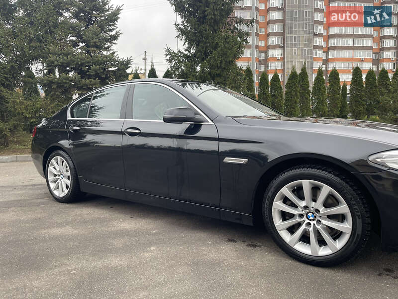 Седан BMW 5 Series 2015 в Тернополе