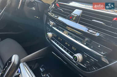 Седан BMW 5 Series 2018 в 