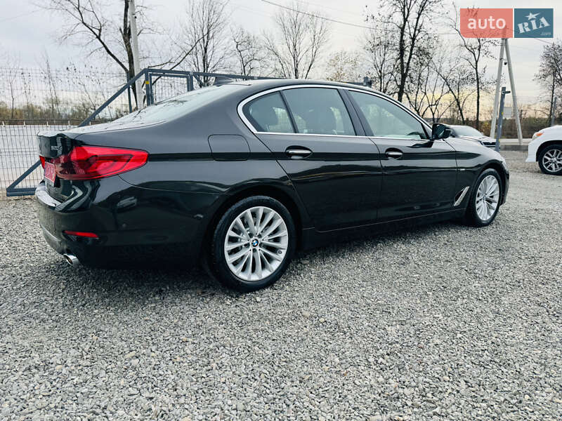 Седан BMW 5 Series 2018 в Іршаві