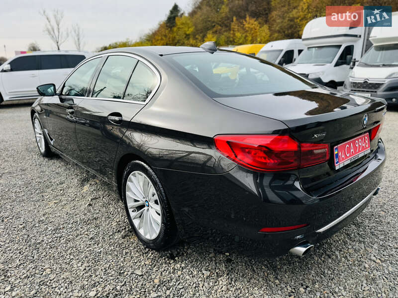 Седан BMW 5 Series 2018 в Іршаві