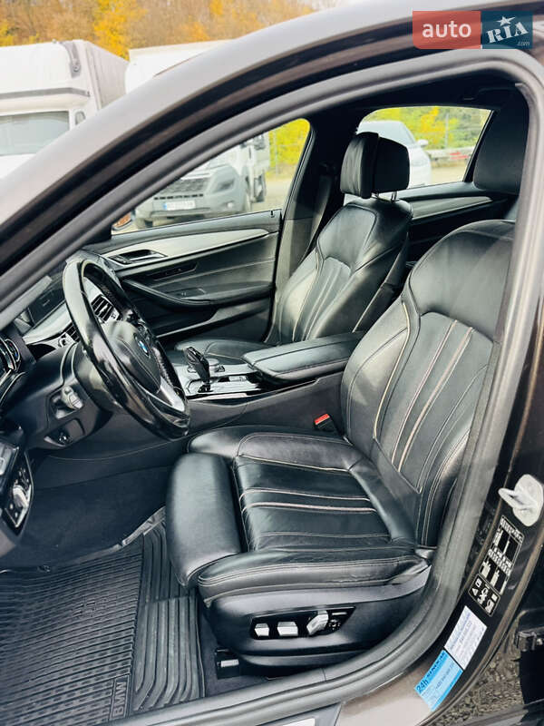Седан BMW 5 Series 2018 в Іршаві