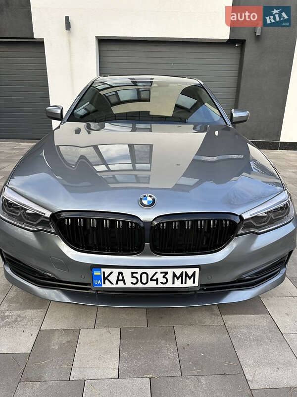 Седан BMW 5 Series 2018 в Києві