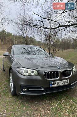 Седан BMW 5 Series 2014 в Дніпрі