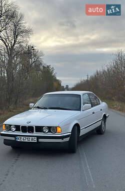 Седан BMW 5 Series 1988 в Дніпрі