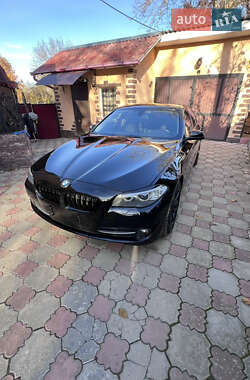 Седан BMW 5 Series 2012 в Черновцах