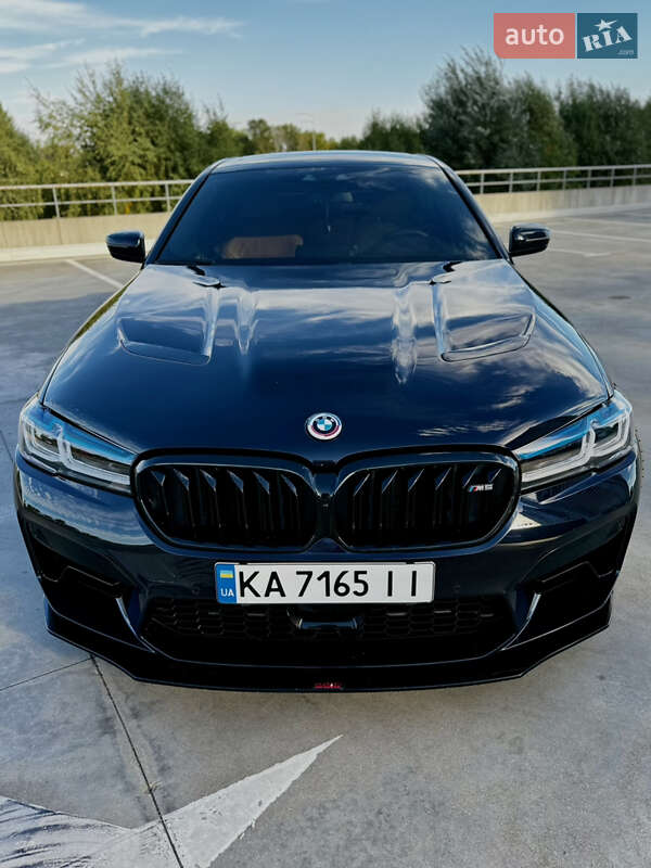 Седан BMW 5 Series 2018 в Киеве