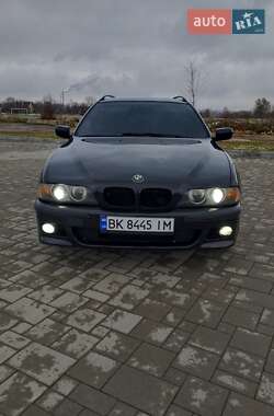 Универсал BMW 5 Series 2001 в Ровно