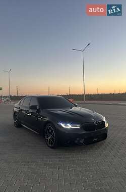 Седан BMW 5 Series 2018 в Николаеве