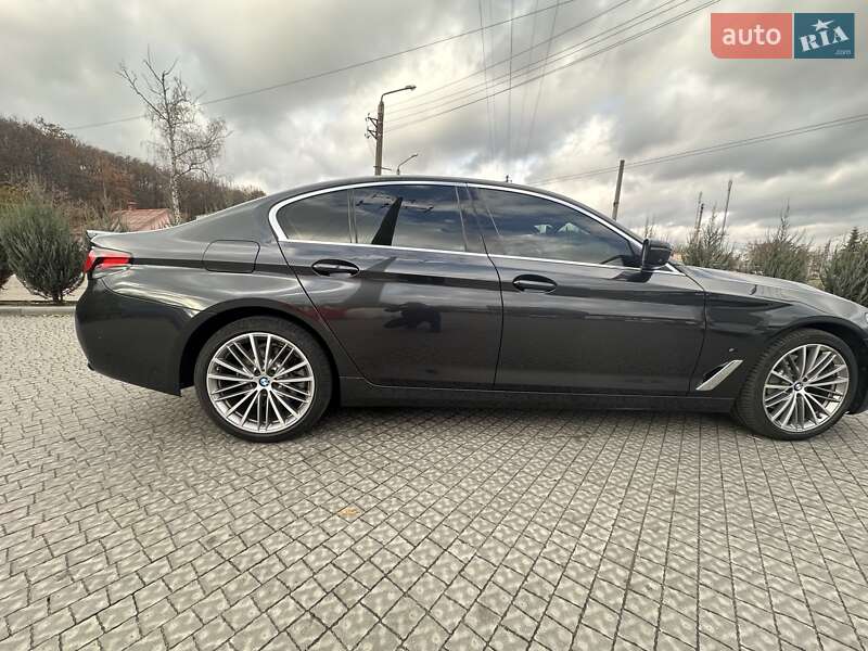 Седан BMW 5 Series 2019 в Полтаві