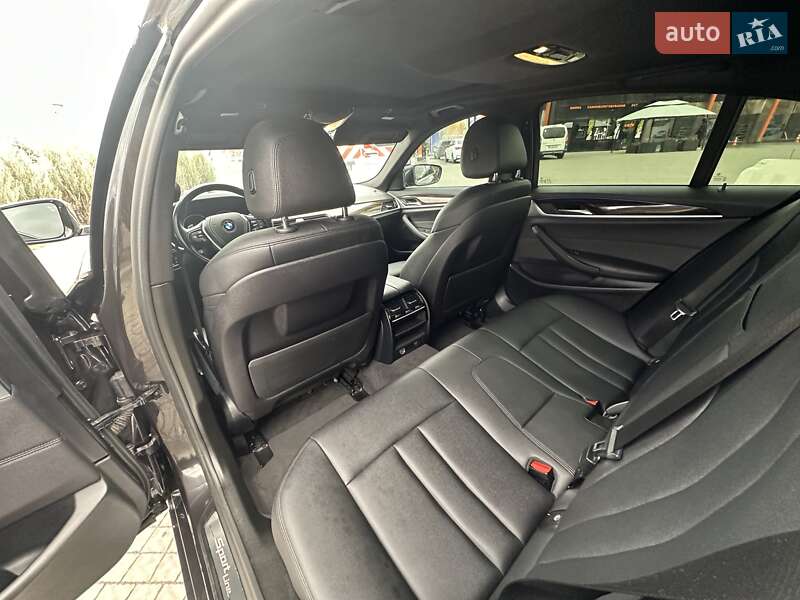 Седан BMW 5 Series 2019 в Полтаві