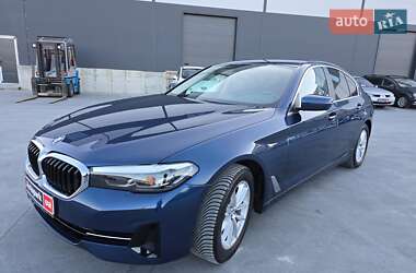 Седан BMW 5 Series 2021 в Львове