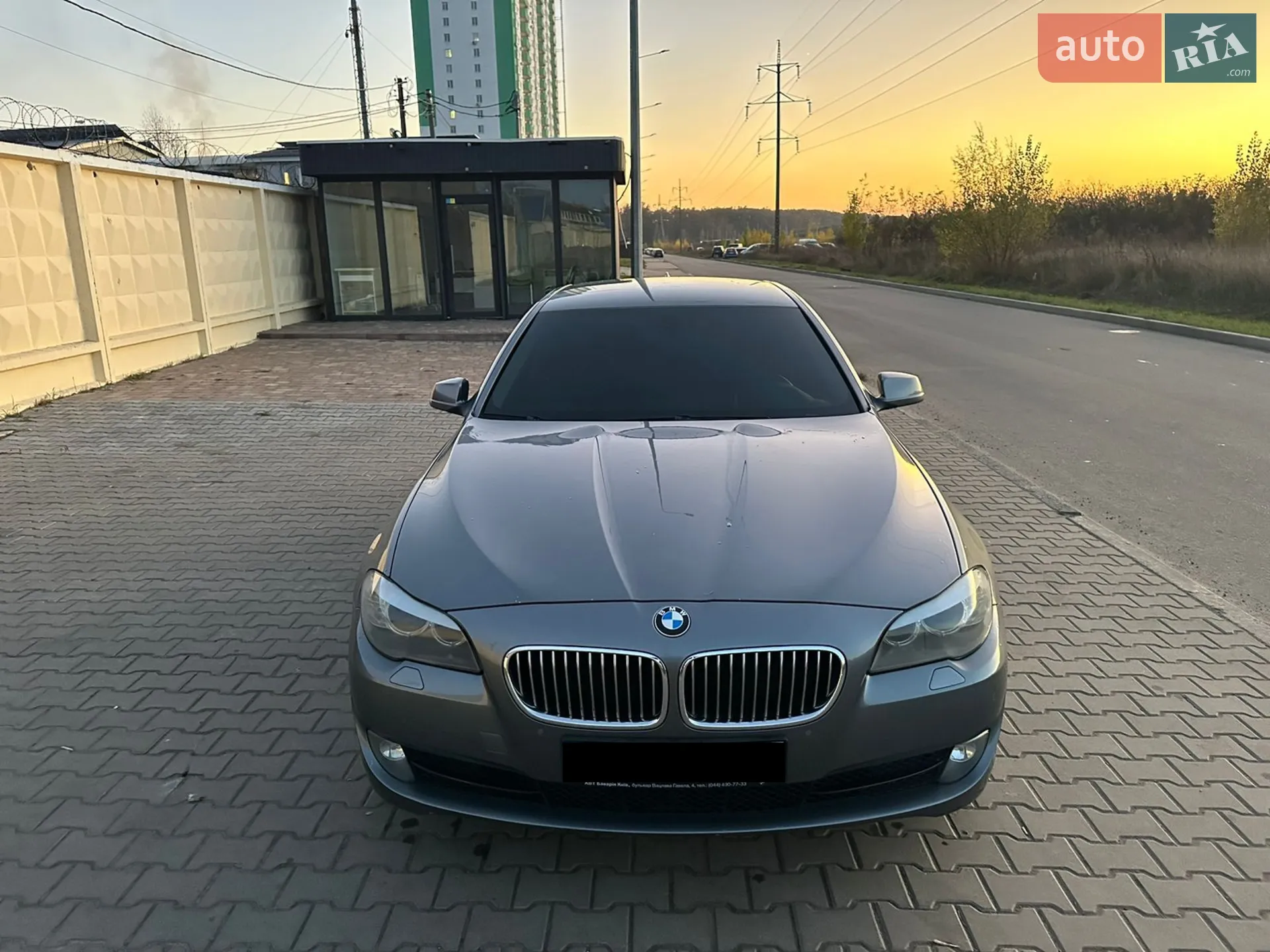 2011 BMW 5er - мініатюра 4