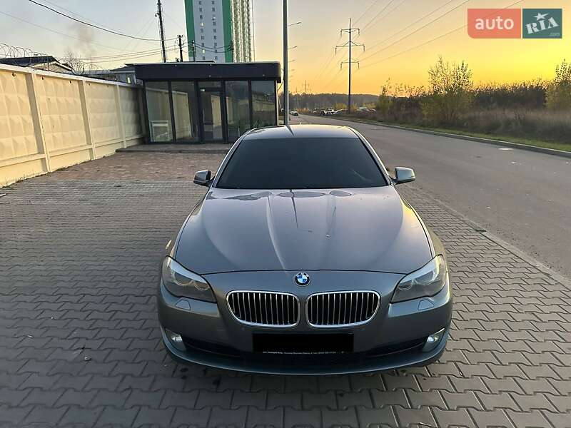 Седан BMW 5 Series 2011 в Києві