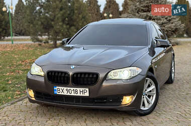 Седан BMW 5 Series 2012 в Черновцах