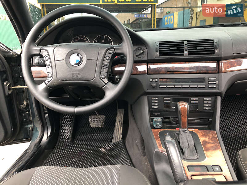 Седан BMW 5 Series 1996 в Харькове